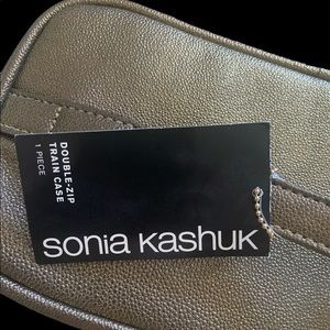 Sonia Kashuk makeup double zip train case